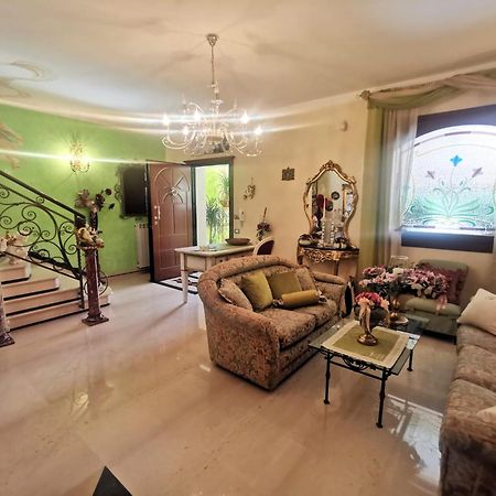 Queen'S Luxurious House Gallipoli Eksteriør bilde