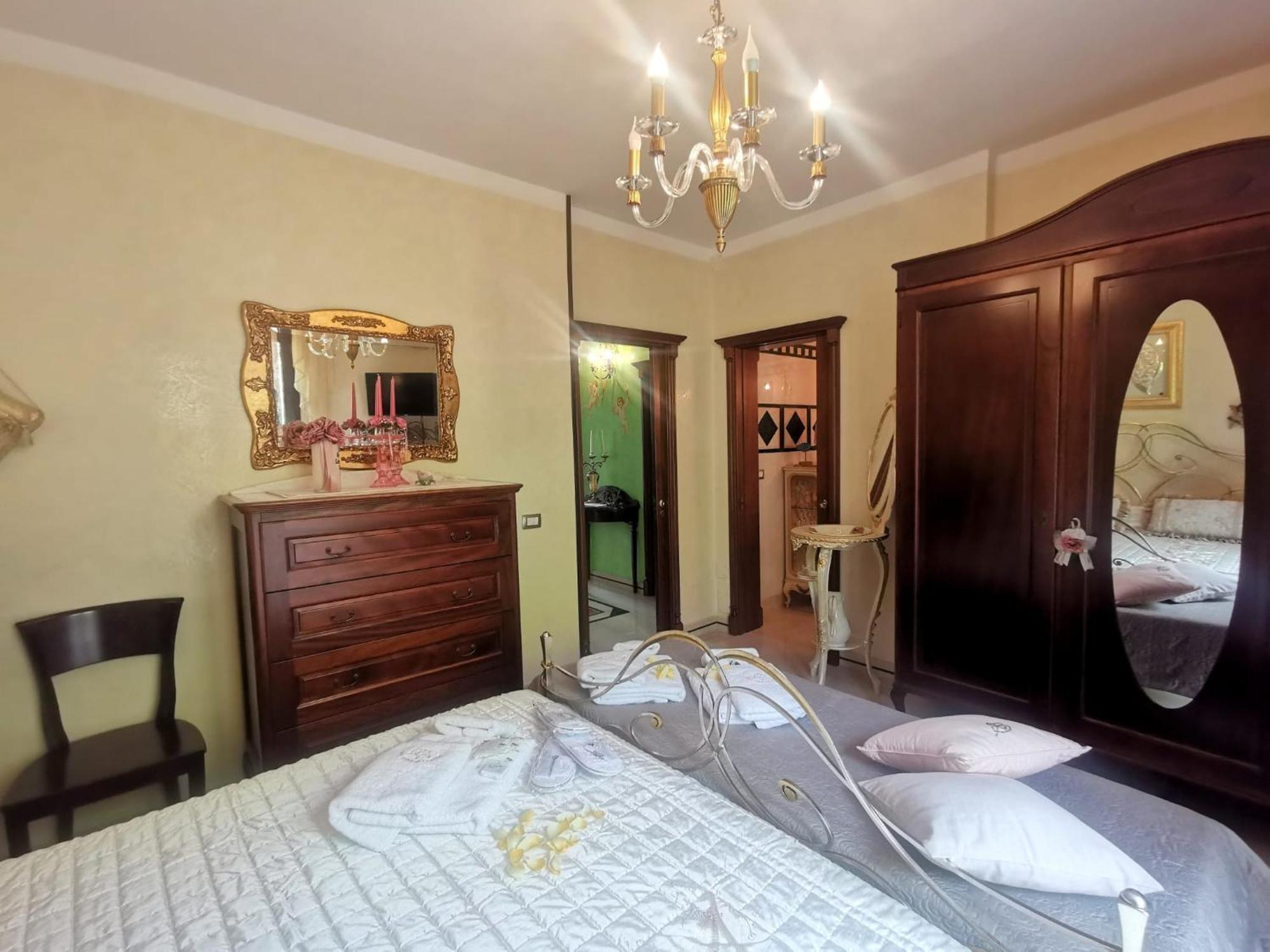 Queen'S Luxurious House Gallipoli Eksteriør bilde