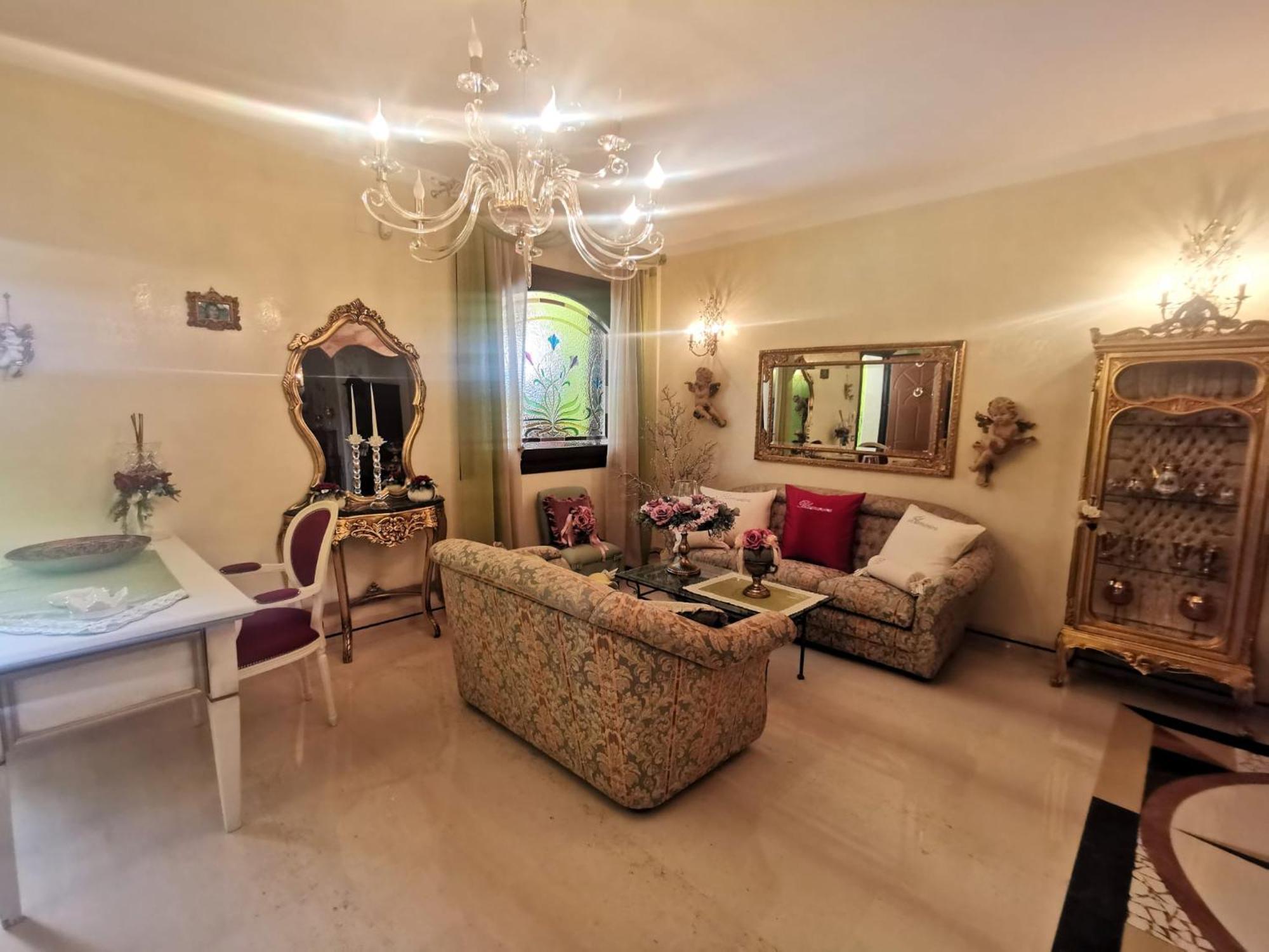 Queen'S Luxurious House Gallipoli Eksteriør bilde