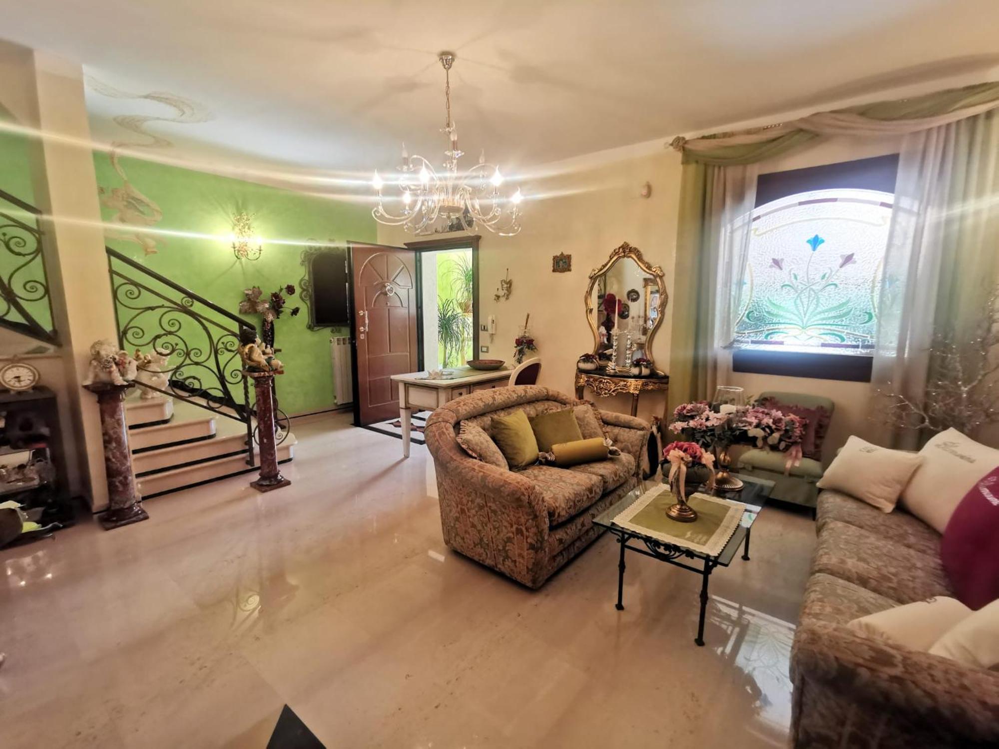 Queen'S Luxurious House Gallipoli Eksteriør bilde